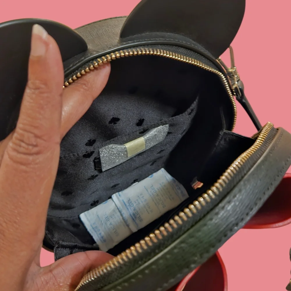 Kate Spade x Disney Minnie Mouse Polka Dot Canteen Crossbody Bag with Red Bow - Picture 6 of 8